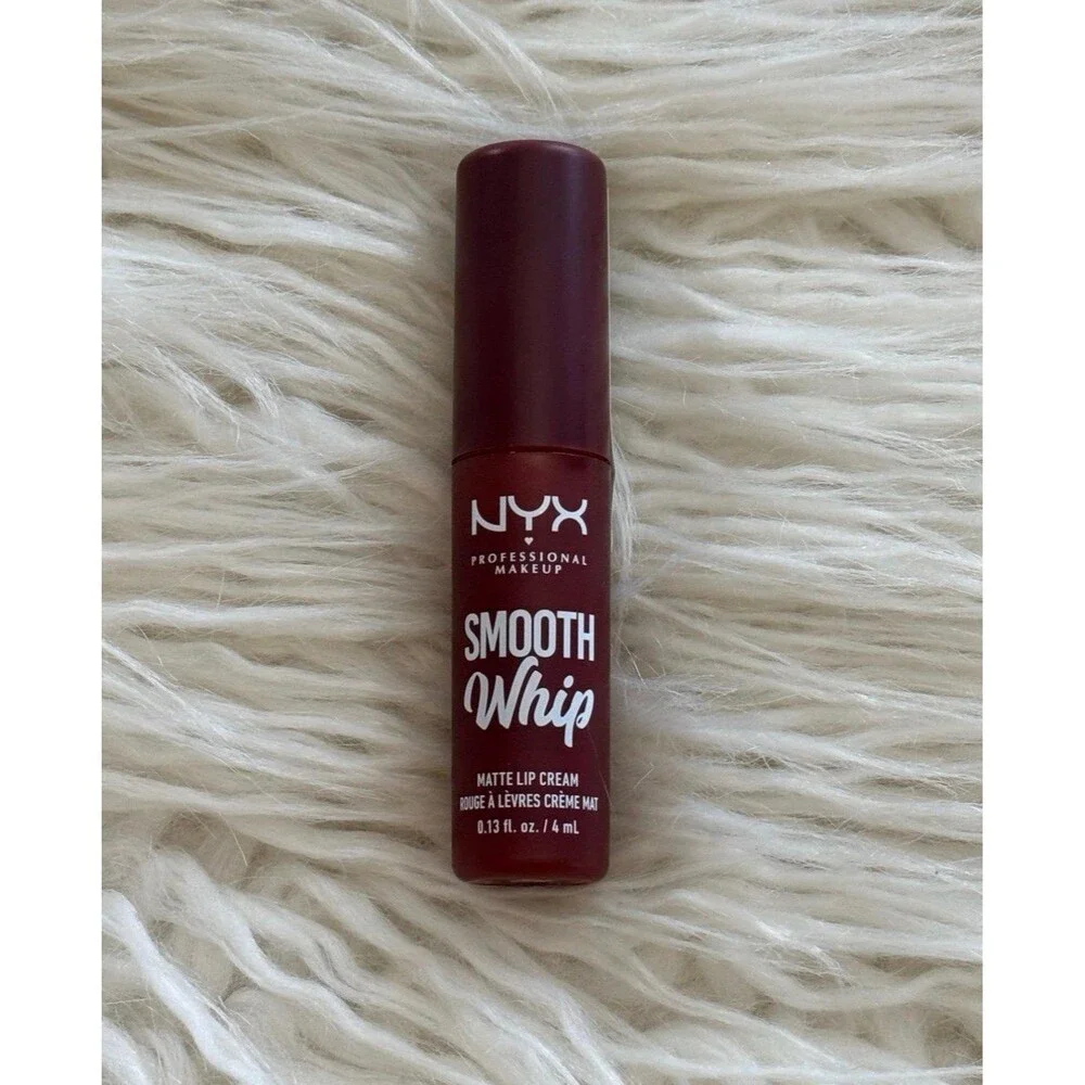 NYX smooth whip